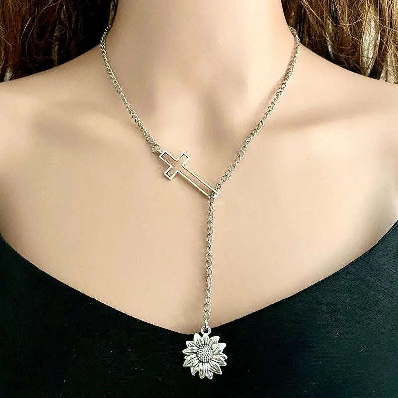 Cross Chain Necklace, Gift for mom, Gift for her, Necklace Gift. - MaribelaShop2