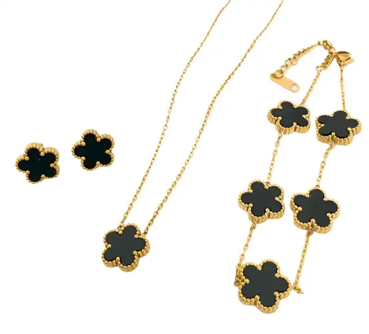Cute Women Necklace With Five-leaf Flower Pendant Necklace Earring Bracelet Suit - MaribelaShop2