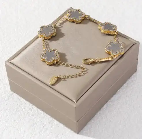 Elegant Women's Single Bracelet - MaribelaShop2