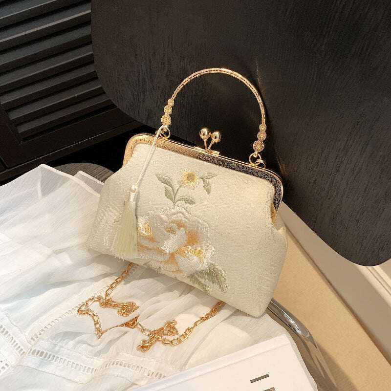 Embroidered Fashion Personality Women Bag - MaribelaShop2
