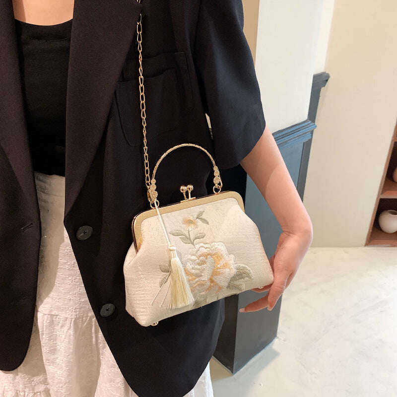 Embroidered Fashion Personality Women Bag - MaribelaShop2