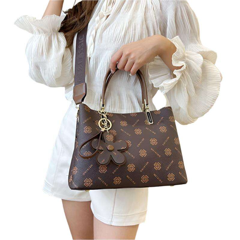 Printed Tote Bag With Flower Pendant New Temperament Shoulder Bag For Women Fashion Large-capacity Crossbody Bag - MaribelaShop2