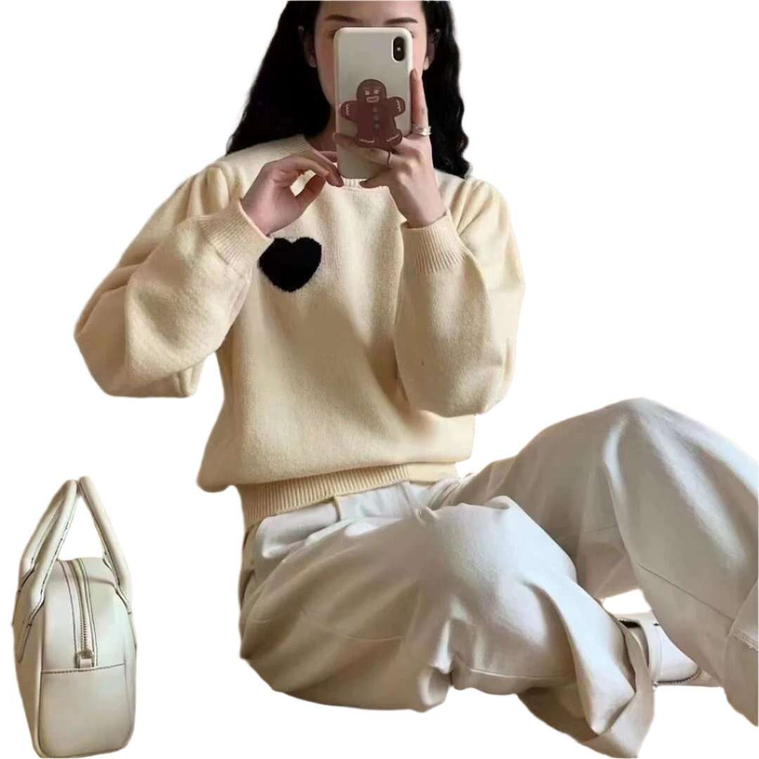 Women Sweater,Korean Style Heart Embroidered Round Neck Sweater - MaribelaShop2