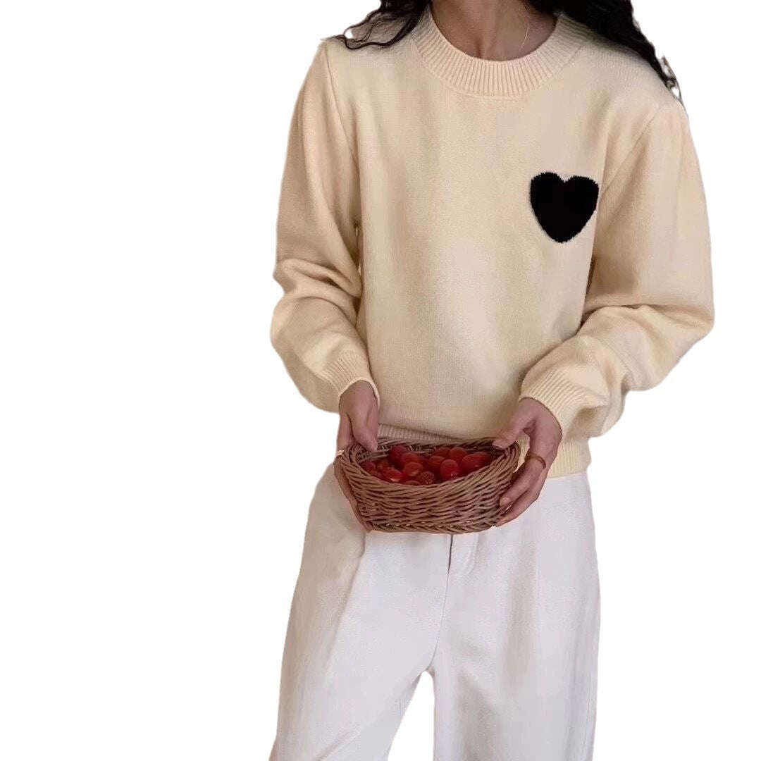 Women Sweater,Korean Style Heart Embroidered Round Neck Sweater - MaribelaShop2
