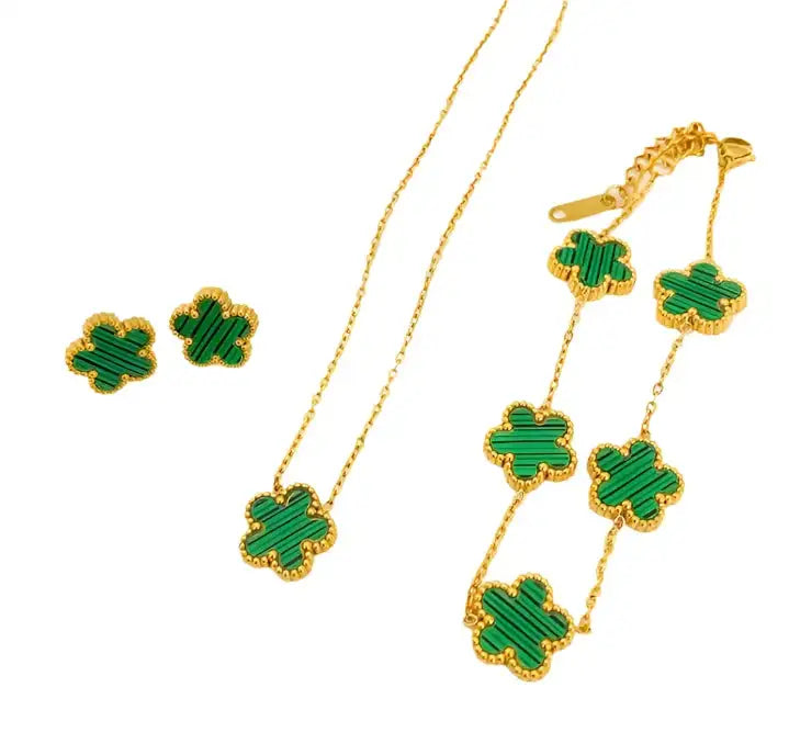 Cute Women Necklace With Five-leaf Flower Pendant Necklace Earring Bracelet Suit - MaribelaShop2