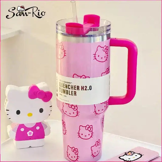 Tumbler Hello Kitty Stainless Steel - MaribelaShop2 Expertly crafted from high-quality stainless steel, this Hello Kitty tumbler is the perfect companion for your on-the-go lifestyle. With its durable construction, it will keep your drinks at the perfect temperature for longer periods of time, making it the ideal choice for busy individuals. Stay hydrated and stylish with Hello Kitty.