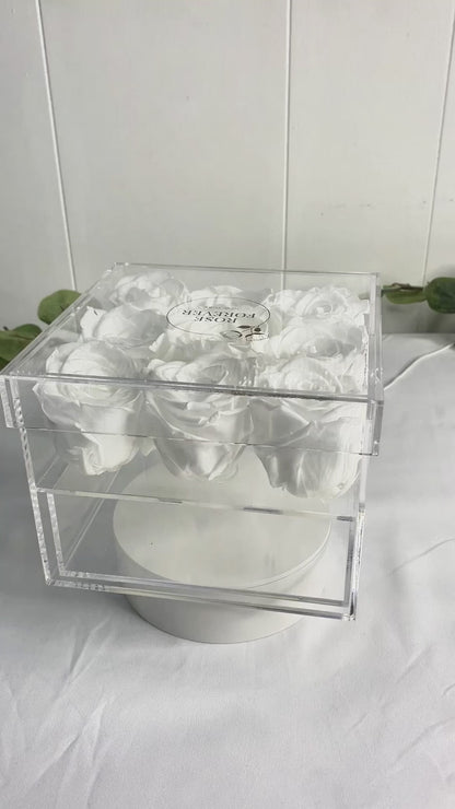 Rose Forever - Essential Crystal White 9/ Preserved Rose,Gift Arrangement.